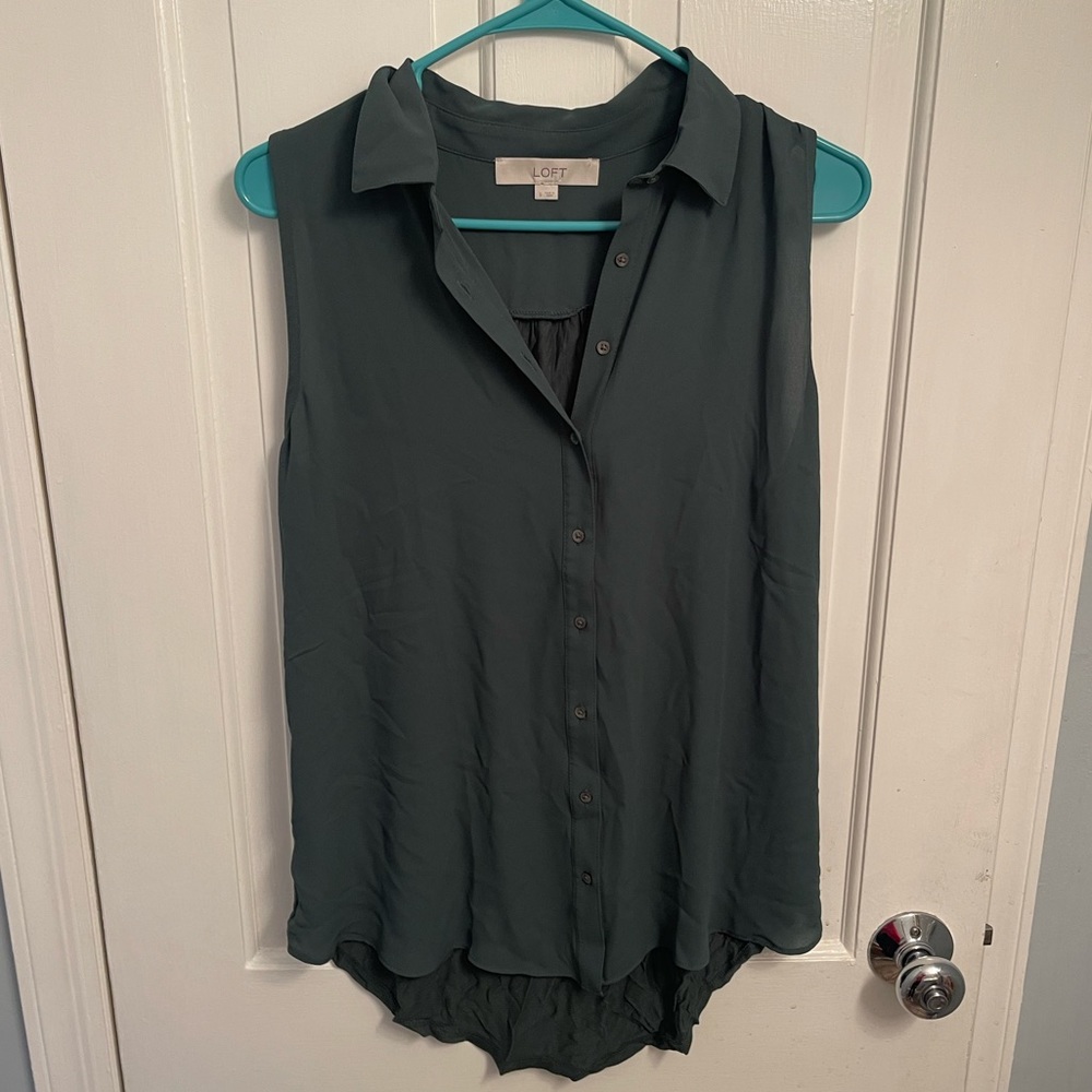 LOFT Green button down tank top size small